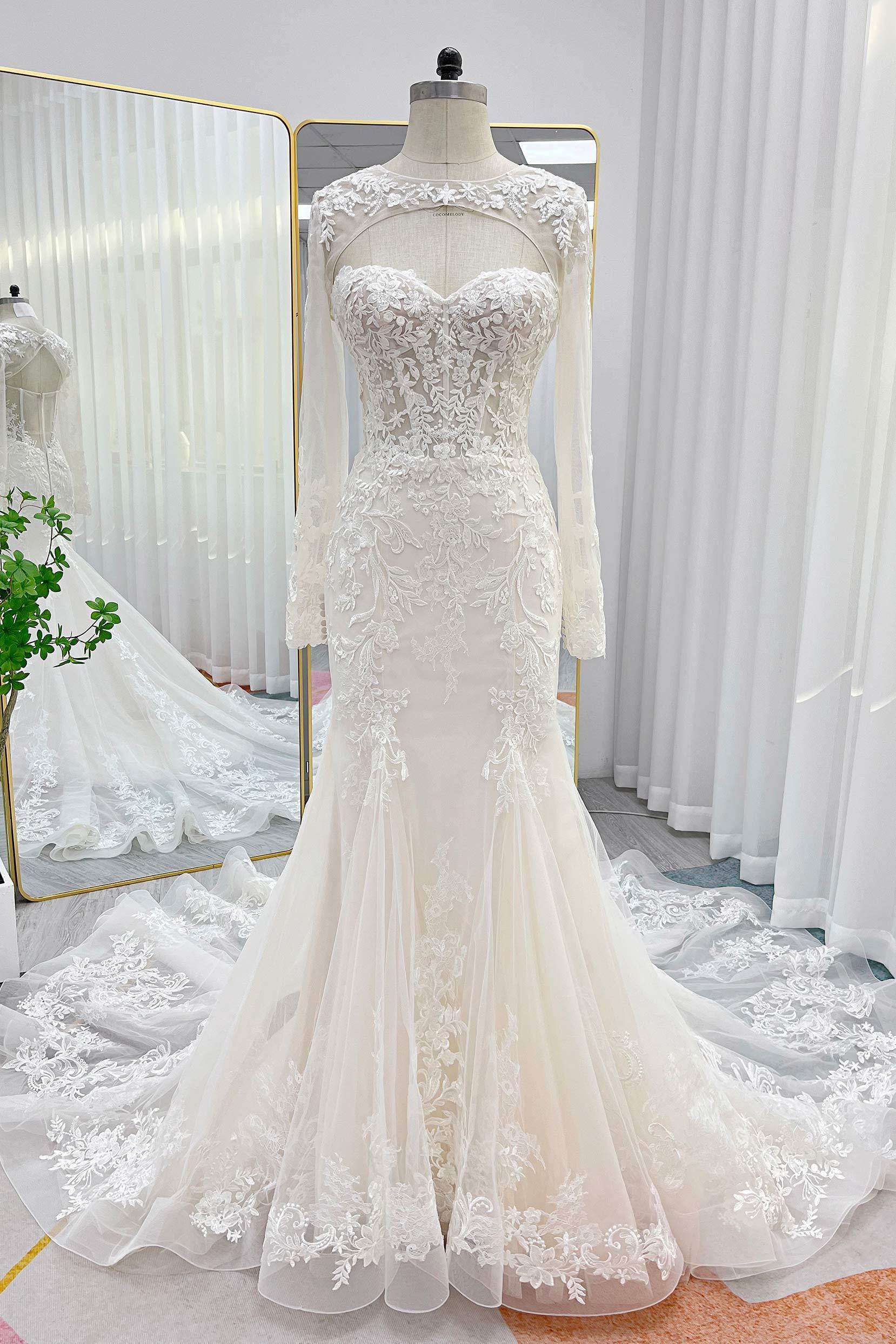 Trumpet-Mermaid Chapel Train Lace Tulle Wedding Dress CW3282 - COCOMELODY